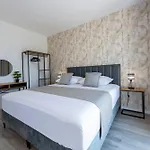 Lägenhet Luxury Family Apartment With Jacuzzi & Sea View Near Dubrovnik *