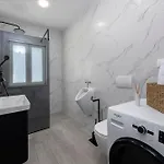 Lägenhet Luxury Family Apartment With Jacuzzi & Sea View Near Dubrovnik Makose