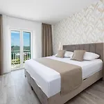 Luxury Family Apartment With Jacuzzi & Sea View Near Dubrovnik