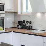 Luxury Family Apartment With Jacuzzi & Sea View Near Dubrovnik * Makose