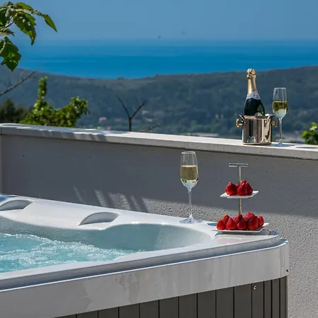 Vardio Family With Jacuzzi Near Dubrovnik Makose