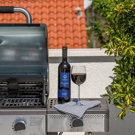 شقة Vardio Family With Jacuzzi Near Dubrovnik *